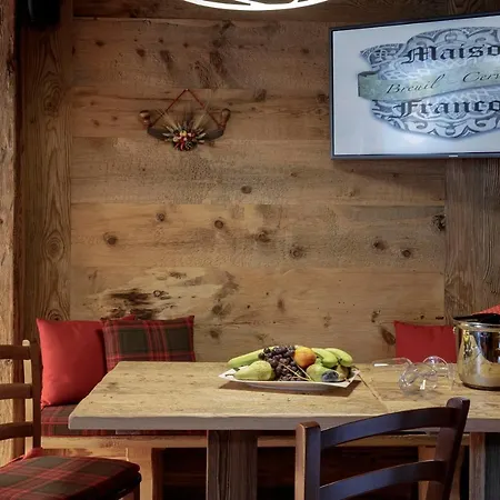 Διαμέρισμα Francois Hot Tub & Location With Services