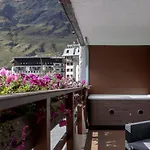Cervinia Francois - Private Hot Tub Terrace, Location *