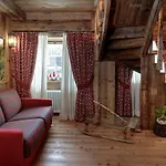 Apartment Cervinia Francois - Private Hot Tub Terrace, Location *