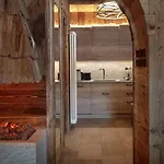 Apartment Cervinia Francois - Private Hot Tub Terrace, Location *