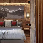 Cervinia Francois - Private Hot Tub Terrace, Location *