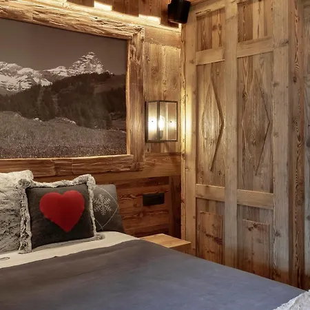 Cervinia Francois - Private Hot Tub & Mountain View * بيريوِل تْشيرفينيا