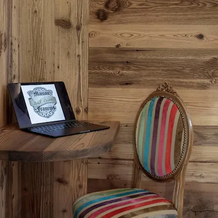 Francois Hot Tub & Location With Services