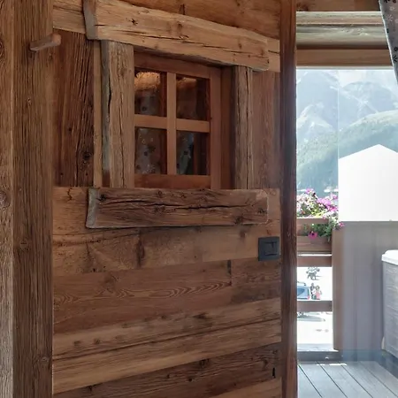 Cervinia Francois - Private Hot Tub & Mountain View شقة