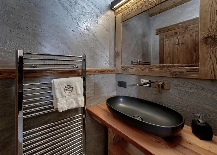 Cervinia Francois - Private Hot Tub Terrace, Location Apartment Breuil-Cervinia