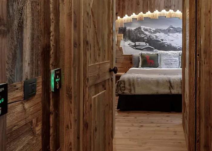 Cervinia Francois - Private Hot Tub Terrace, Location