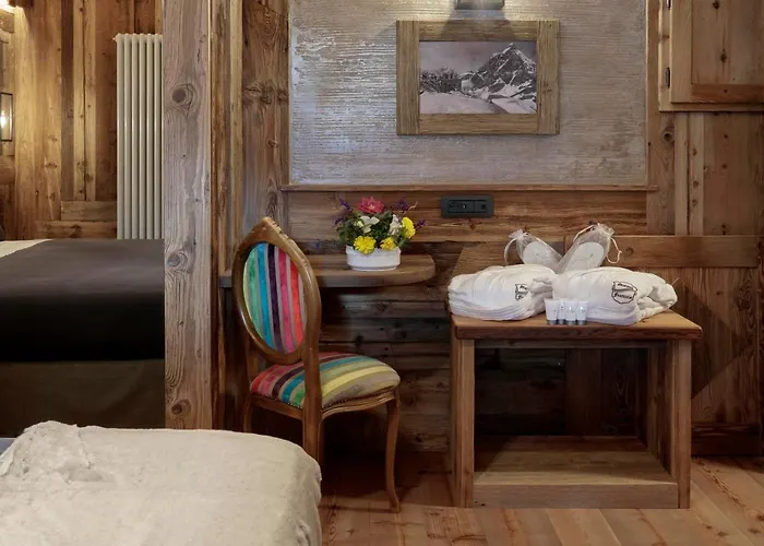 Cervinia Francois - Private Hot Tub Terrace, Location Apartment *